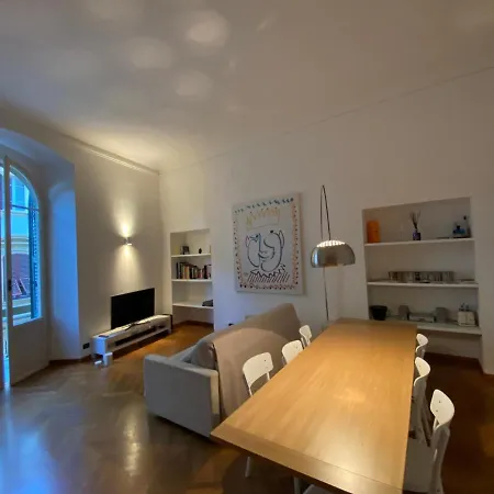 Riviera18 Apartment